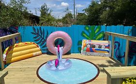 Art Hostel Wynwood Concept